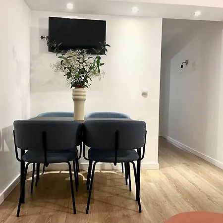 Puerta Del Camino 5 - Patio Y Wifi Більбао